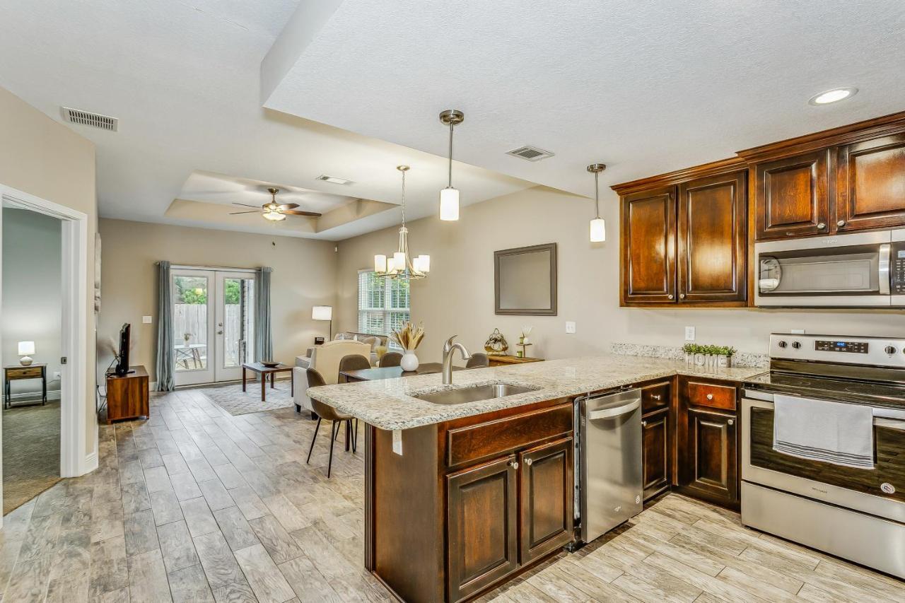 Lovely Town-Home In Pensacola Ngoại thất bức ảnh